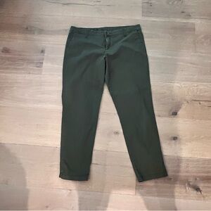 Kut from the Kloth Army Green Pants Size 14